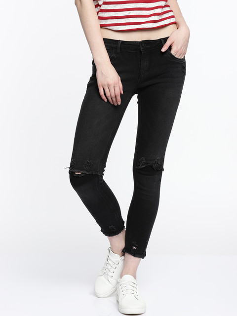 

Deal Jeans Women Black Slim Fit Mid-Rise Slash Knee Jeans