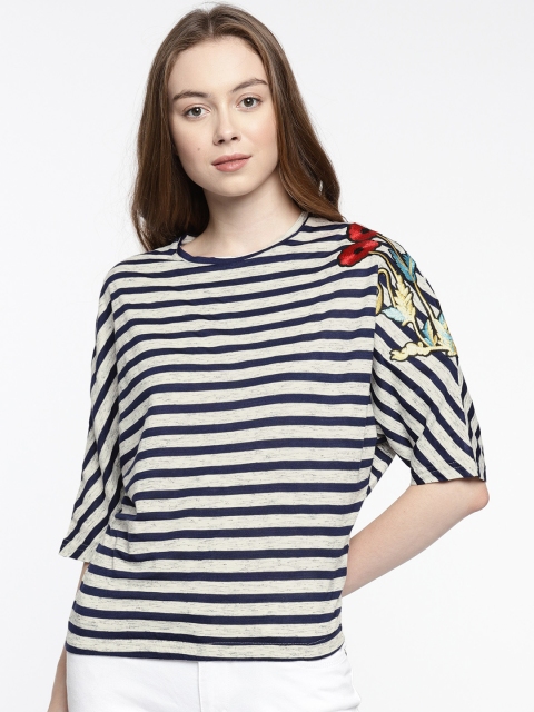 

Deal Jeans Women Navy Blue Striped Top