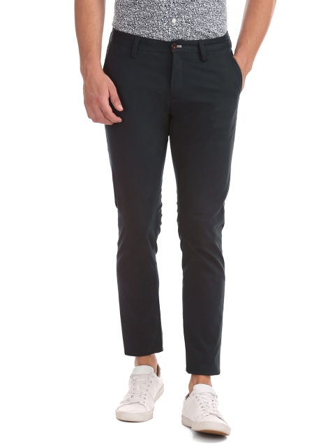 

GANT Men Navy Blue Slim Fit Solid Regular Trousers