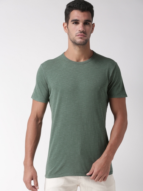 

SELECTED Men Green Solid Round Neck T-shirt