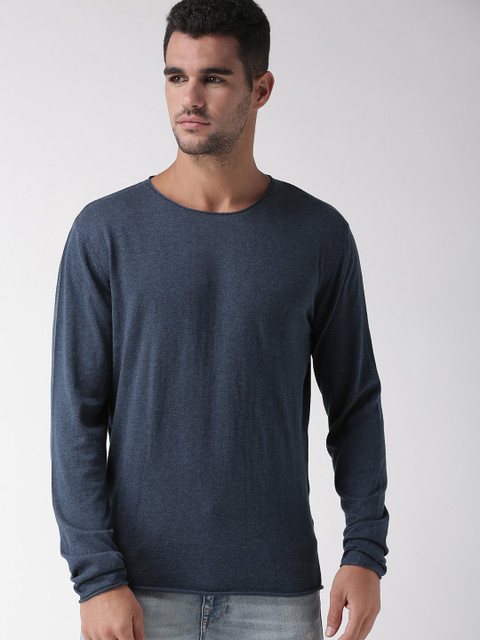 

SELECTED Men Blue Solid Round Neck T-shirt