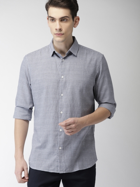 

SELECTED Men Navy Blue & White Slim Fit Self Checked Casual Shirt