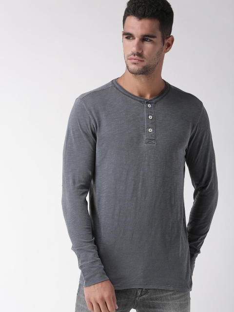 

SELECTED Men Grey Solid Henley Neck T-shirt