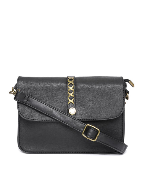 

Lisa Hayden For Lino Perros Black Solid Sling Bag
