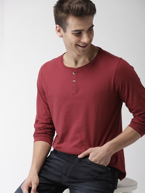

Mast & Harbour Men Maroon Solid Henley Neck T-shirt