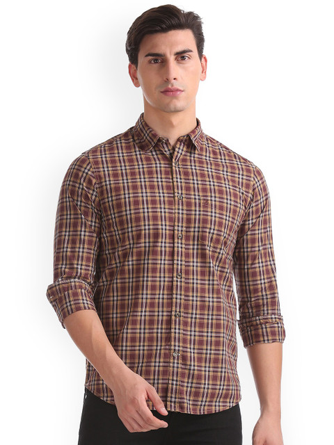 

IZOD Men Brown & White Slim Fit Checked Casual Shirt