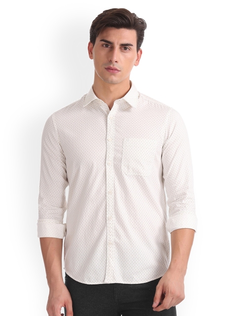 

IZOD Men White Slim Fit Printed Casual Shirt