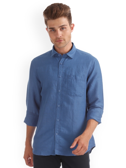 

IZOD Men Blue Regular Fit Solid Casual Shirt