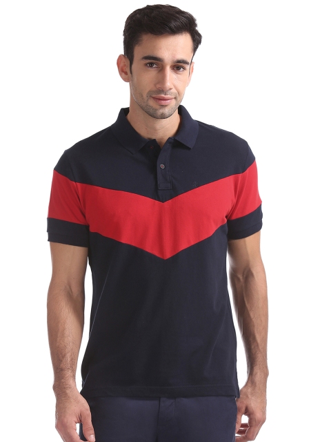 

IZOD Men Blue Solid Polo Collar T-shirt