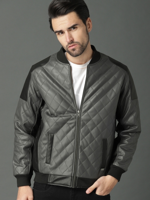 

Roadster Men Grey Solid Quilted Jacket
