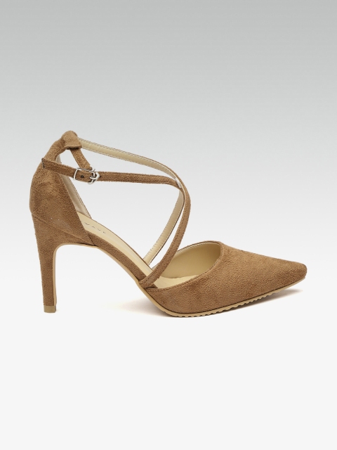 

HEATWAVE Women Brown Solid Pumps