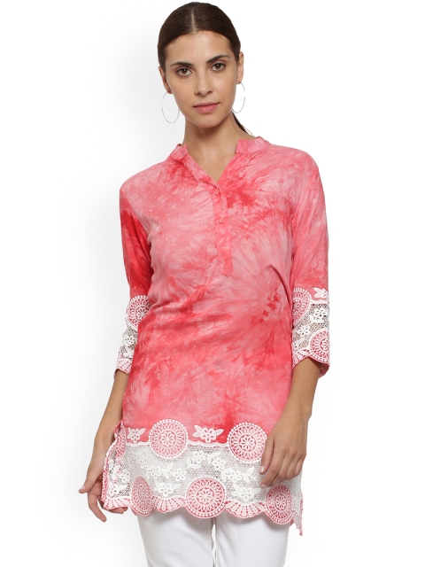 

Soch Women White & Red Handloom Printed Kurti