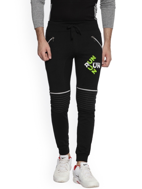 

Campus Sutra Men Black Printed Regular Fit Track Pants
