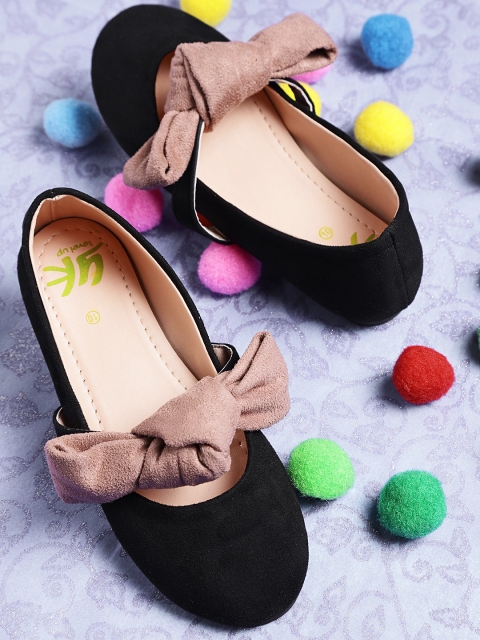 

YK Girls Black & Dusty Pink Solid Synthetic Ballerinas
