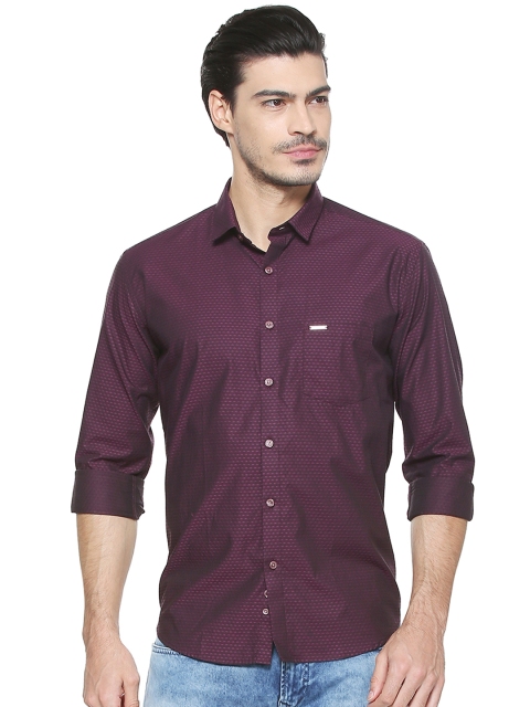 

V Dot Men Burgundy Slim Fit Printed Casual Shirt