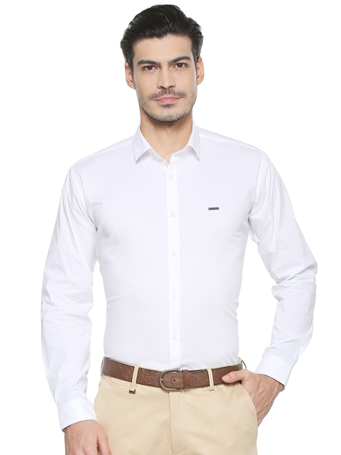 

V Dot Men White Slim Fit Solid Casual Shirt