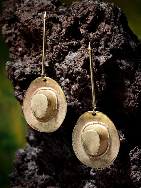 

DIVA WALK Gold-Plated Contemporary Drop Earrings