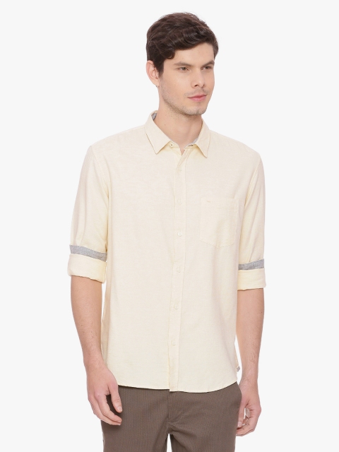 

Basics Men Yellow Slim Fit Printed Casual Shirt