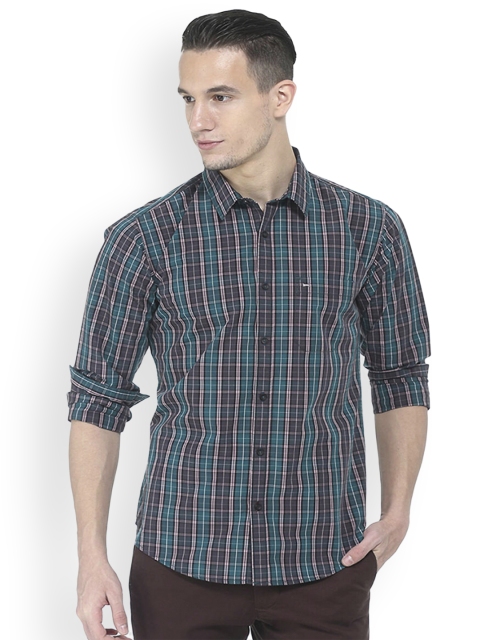 

Basics Men Green Slim Fit Checked Casual Shirt