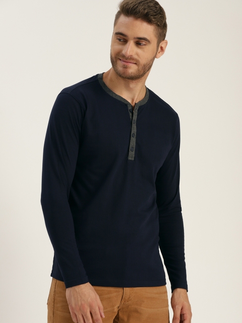 

Sztori Plus Size Men Navy Blue Solid Henley Neck T-shirt