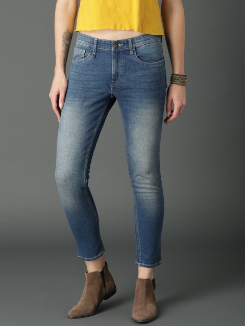 

Roadster Women Blue Skinny Fit Mid-Rise Clean Look Stretchable Cropped Jeans