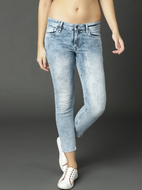 

Roadster Women Blue Skinny Fit Mid-Rise Clean Look Stretchable Cropped Jeans