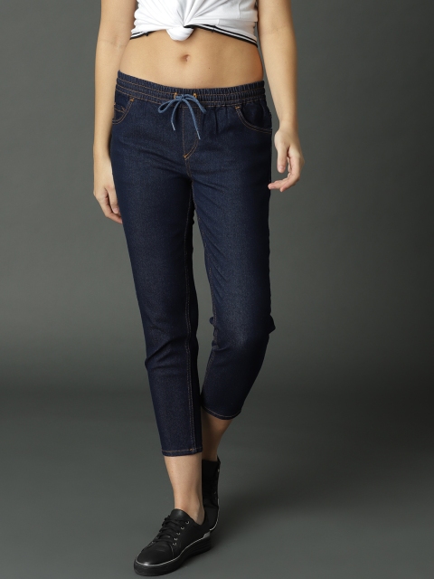 

Roadster Women Navy Blue Slim Fit Mid-Rise Clean Look Stretchable Cropped Jeans