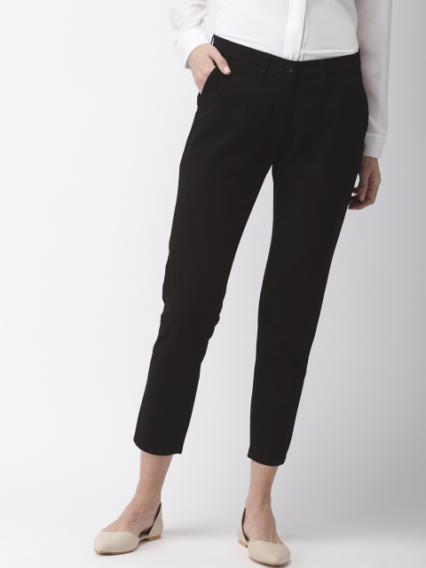 

Mast & Harbour Women Black Regular Fit Solid Cropped Chinos