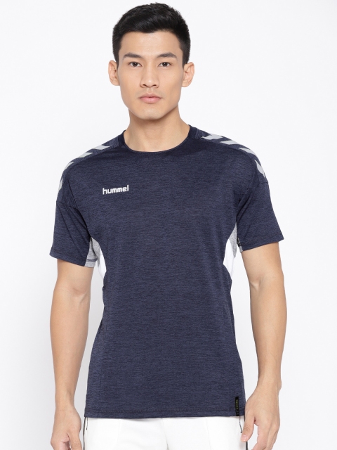 

hummel Men Navy Blue Solid Round Neck T-shirt