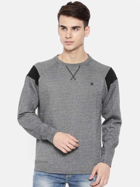 

Wrangler Men Grey Solid Sweatshirt