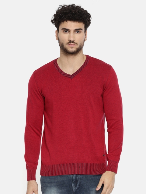 

Wrangler Men Red Solid Sweater