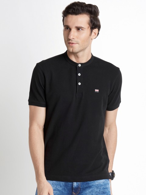 

BYFORD by Pantaloons Men Black Solid Henley Neck T-shirt