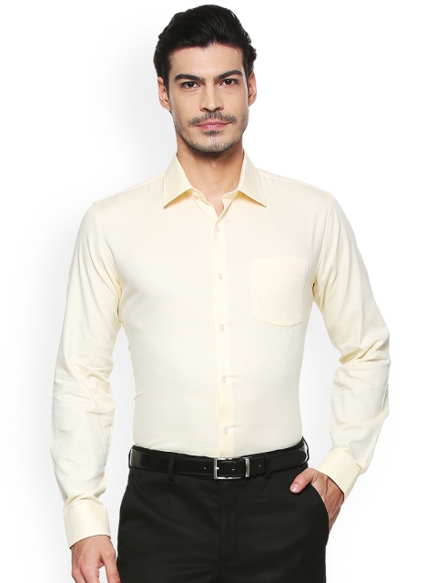 

Van Heusen Men Cream-Coloured Slim Fit Solid Formal Shirt