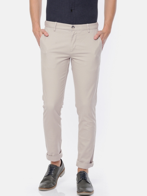 

U.S. Polo Assn. Men Beige Regular Fit Solid Chinos
