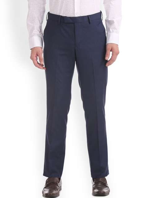 

U.S. Polo Assn. Men Blue Slim Fit Solid Regular Trousers