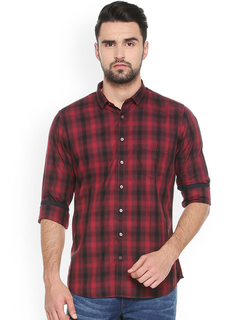

Van Heusen Sport Men Maroon & Black Slim Fit Checked Casual Shirt