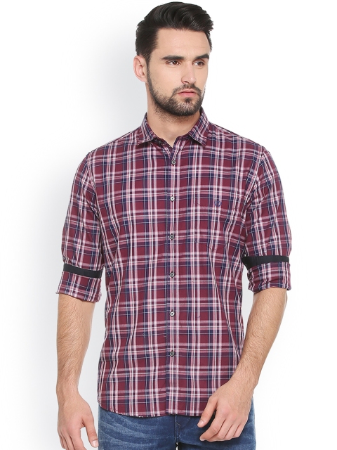 

Van Heusen Sport Men Maroon Slim Fit Checked Casual Shirt