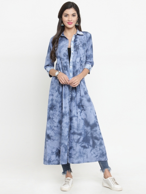 

Indibelle Blue Solid Button Shrug