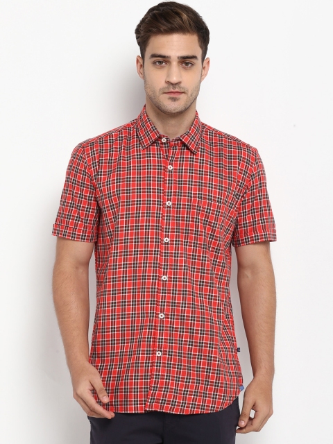 

Parx Men Red Slim Fit Checked Casual Shirt