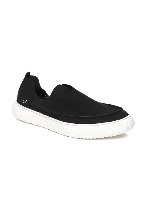 

Wildcraft Unisex Black Slip-On Yale 2.0 Suede Sneakers