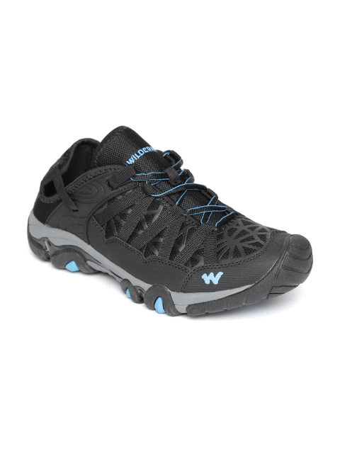 

Wildcraft Men Black Solid Sneakers