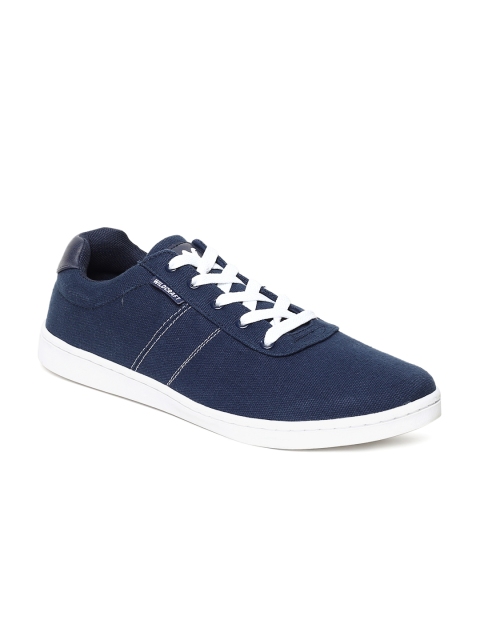 

Wildcraft Men Aspen_2.0 Navy Blue Sneakers