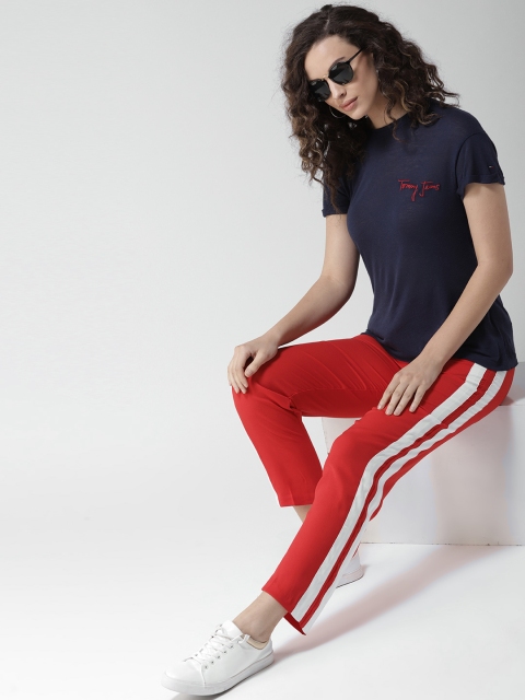 

Tommy Hilfiger Women Navy Blue Solid Round Neck T-shirt