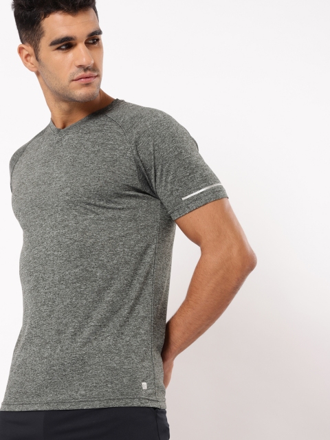 

ether e+ Men Charcoal Solid V-Neck T-shirt