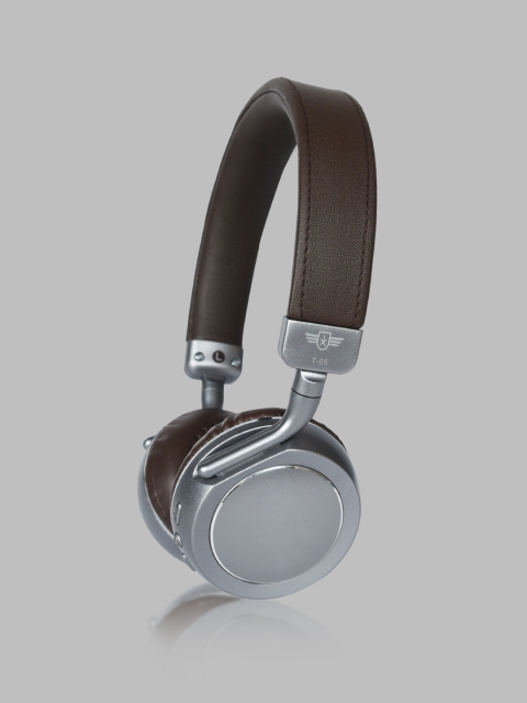 

Roadster Silver-Toned And Brown Bluetooth Headphones MFB-PN-CY-T05