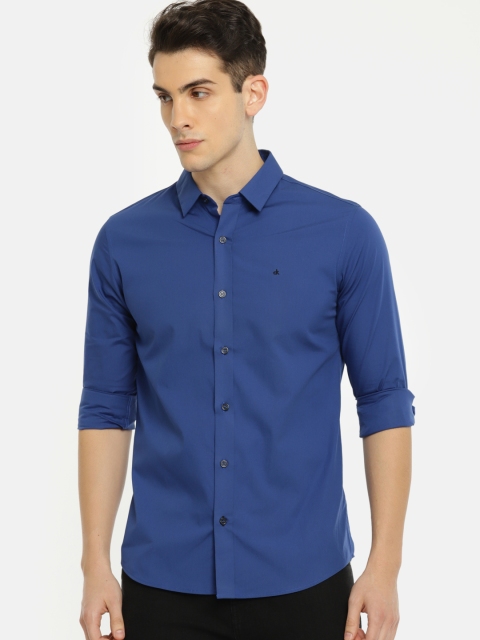 

Calvin Klein Jeans Men Navy Blue Slim Fit Solid Casual Shirt