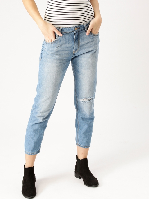 

DressBerry Women Blue Boyfriend Fit Mid-Rise Low Distress Cropped Jeans