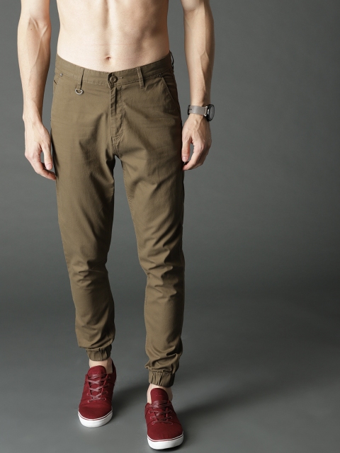 

Roadster Men Olive Green Regular Fit Solid Joggers