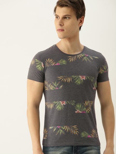 

United Colors of Benetton Men Grey Melange Printed T-shirt