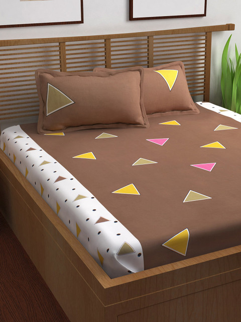 

Story@home Brown Geometric Flat 144 TC Cotton 1 Queen Bedsheet with 2 Pillow Covers